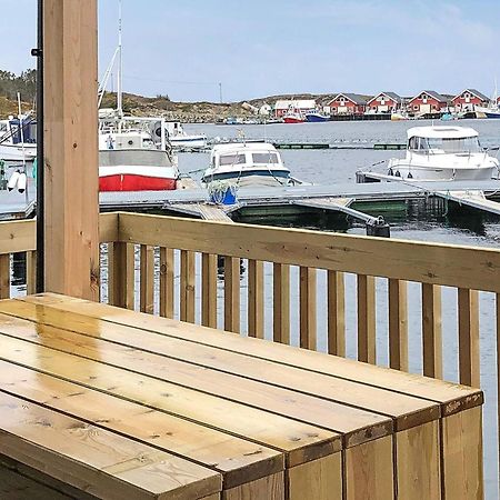 6 Person Holiday Home In Kverva Dyrvik Eksteriør billede