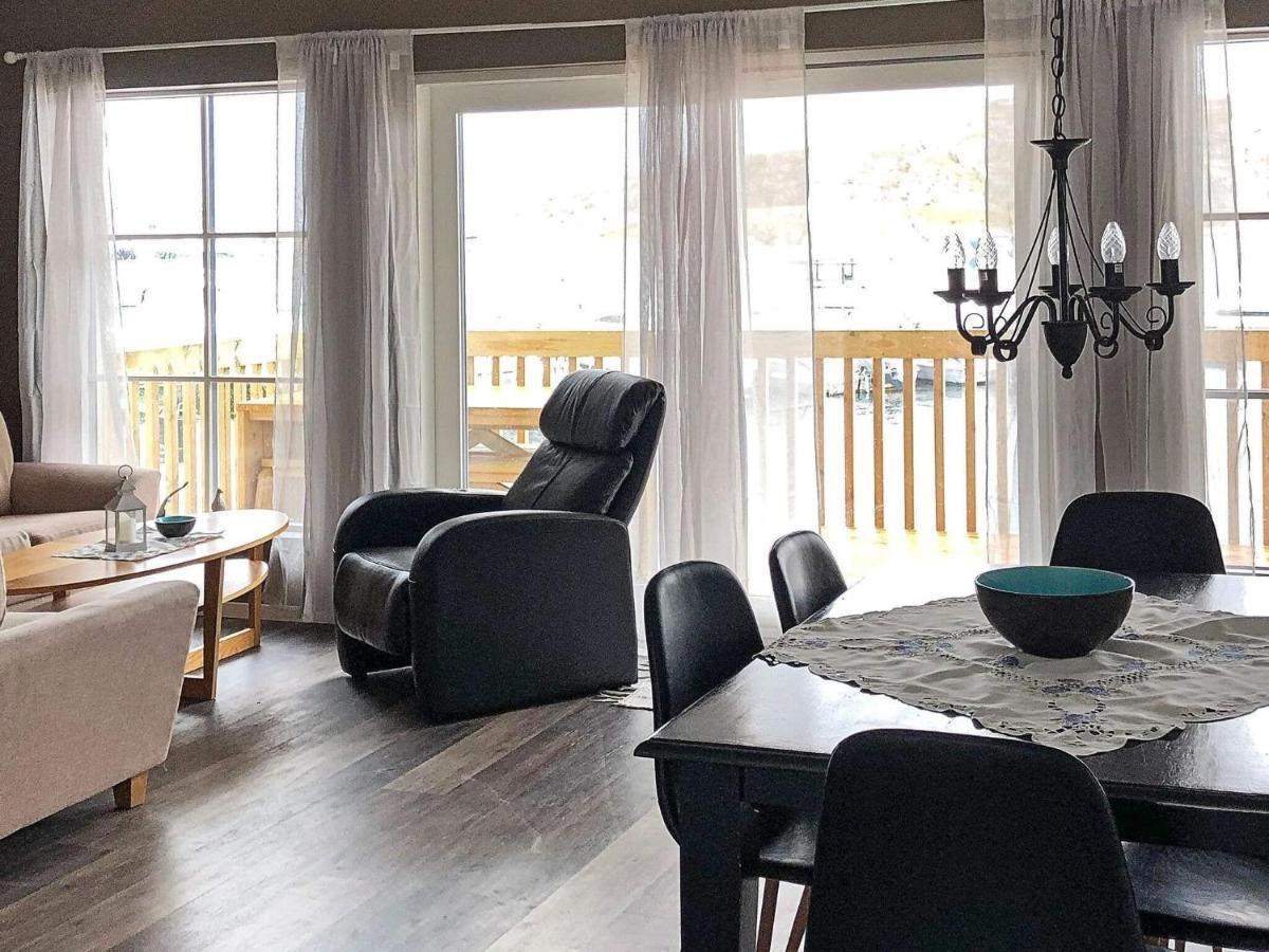 6 Person Holiday Home In Kverva Dyrvik Eksteriør billede